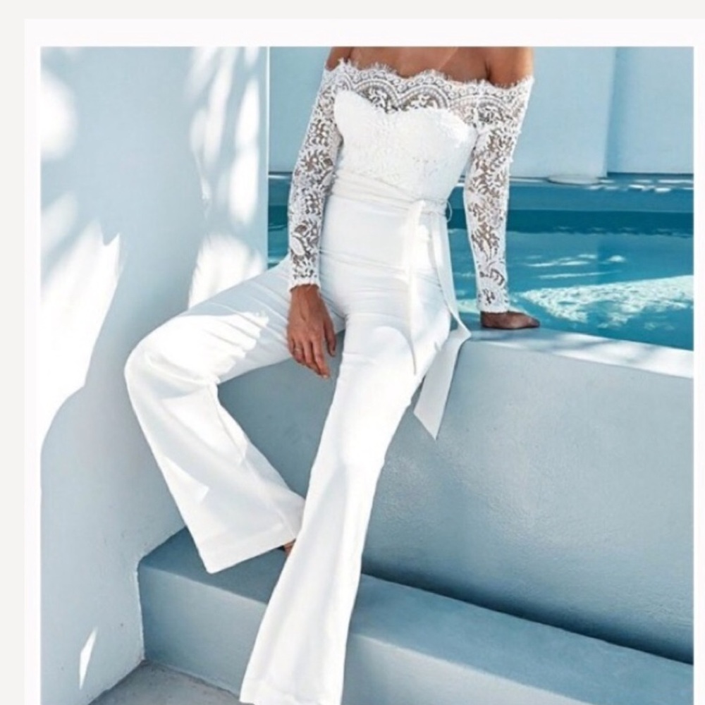 🎉Boutique Beautiful Host Pick🎉 Lace Jumpsuit - Picture 4 of 7